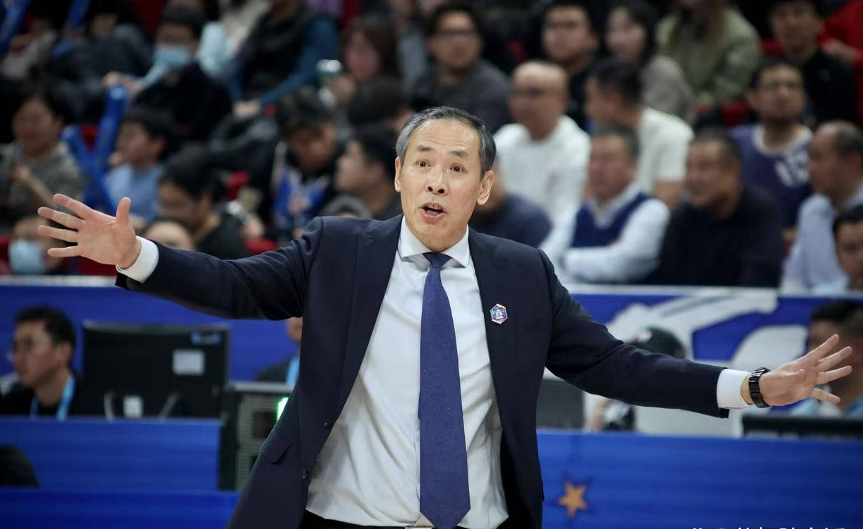 米乐m6平台-北京首钢阵容调整，寻找新气息